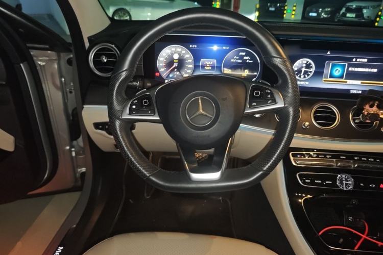 Used Mercedes-Benz E-Class 2017 E 300 L Sport Luxury Edition Steering Wheel