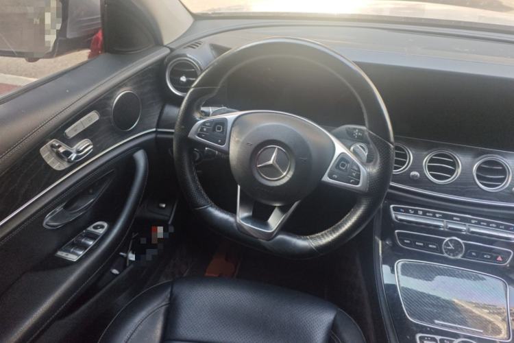 Used Mercedes-Benz E-Class 2017 E 300 L Sporty and Stylish Model Steering Wheel