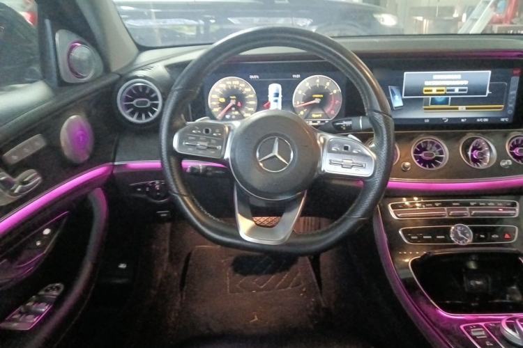 Used Mercedes-Benz E-Class 2017 E 300 L Sport Luxury Edition Steering Wheel