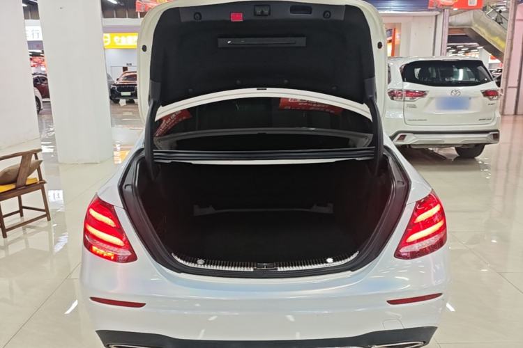 Used Mercedes-Benz E-Class 2017 E 300 L Sporty and Stylish Model Trunk