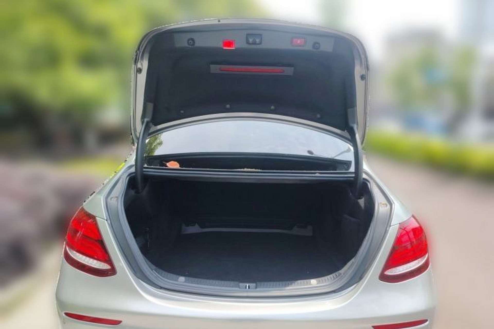 Used Mercedes-Benz E-Class 2017 E 300 L Sport Luxury Edition Trunk