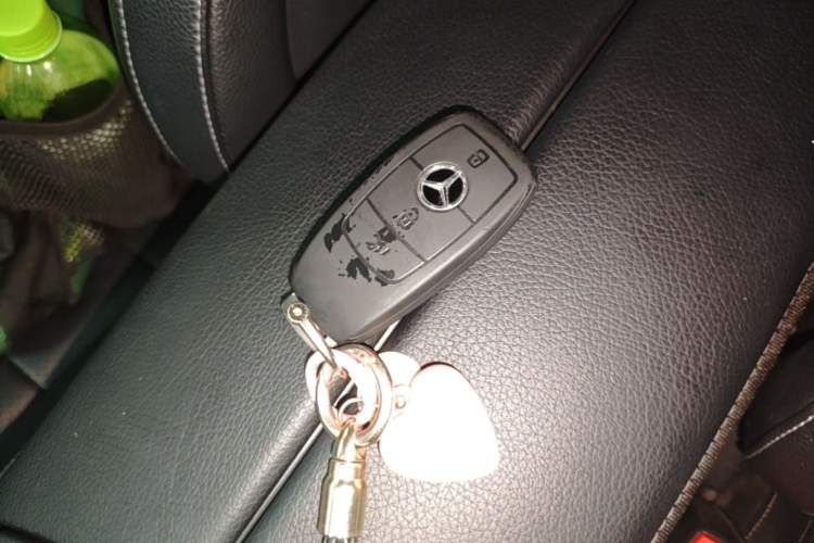 Used Mercedes-Benz E-Class 2017 E 300 L Sporty and Stylish Model Vehicle Key