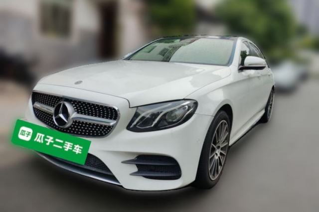 Ojetý Mercedes-Benz E-Class 2017 E 300 L Sport Luxury Edition