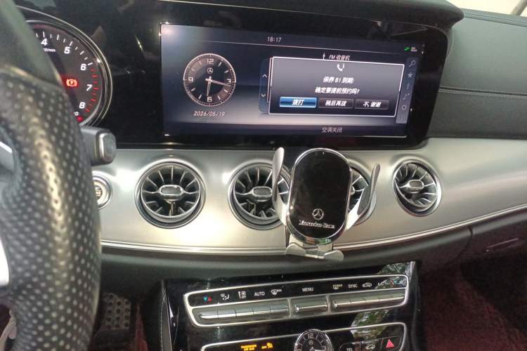 Used Mercedes-Benz E-Class 2017 E 200 4MATIC Coupe Audio And AC Panel