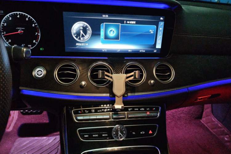 Used Mercedes-Benz E-Class 2017 E 200 L Sport 4MATIC Audio And AC Panel