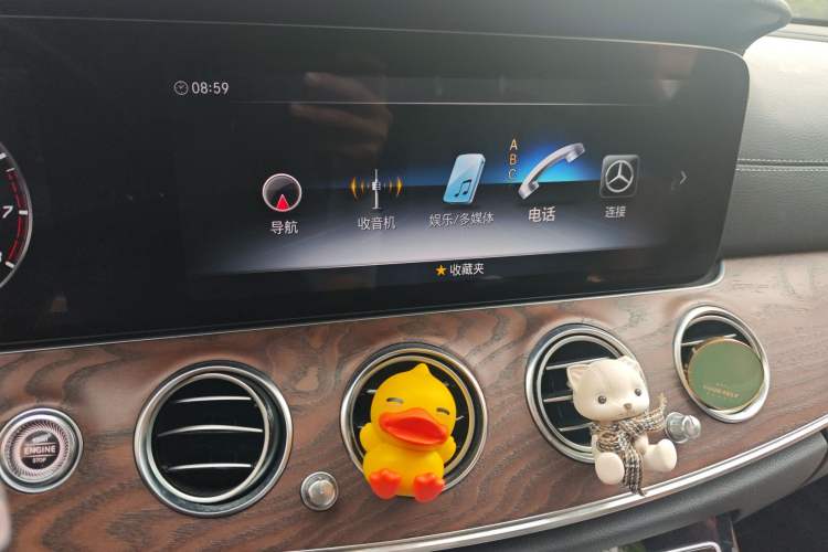 Used Mercedes-Benz E-Class 2017 E 300 L Luxury Model Audio And AC Panel