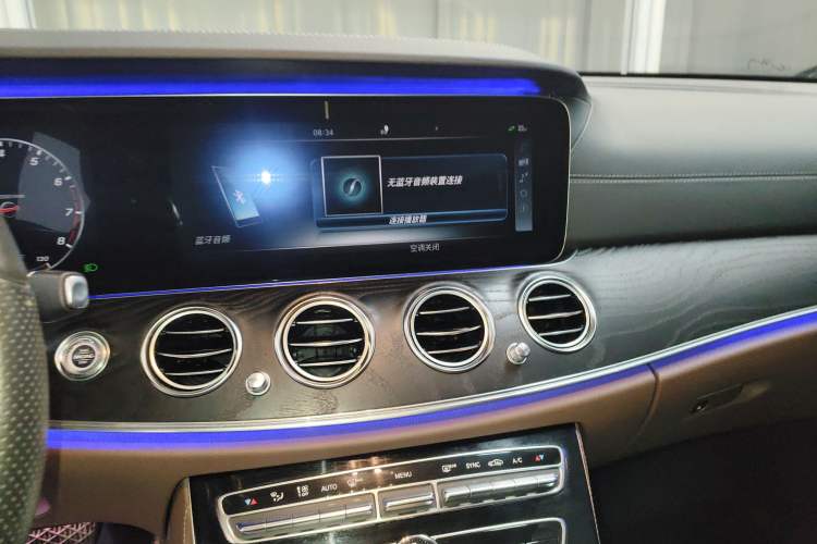 Used Mercedes-Benz E-Class 2017 E 200 L Sport 4MATIC Audio And AC Panel