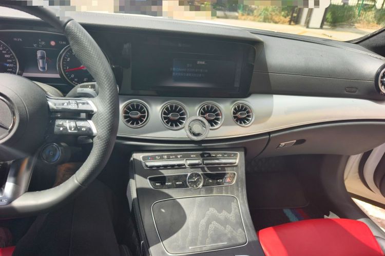 Used Mercedes-Benz E-Class 2017 E 300 Coupe Audio And AC Panel