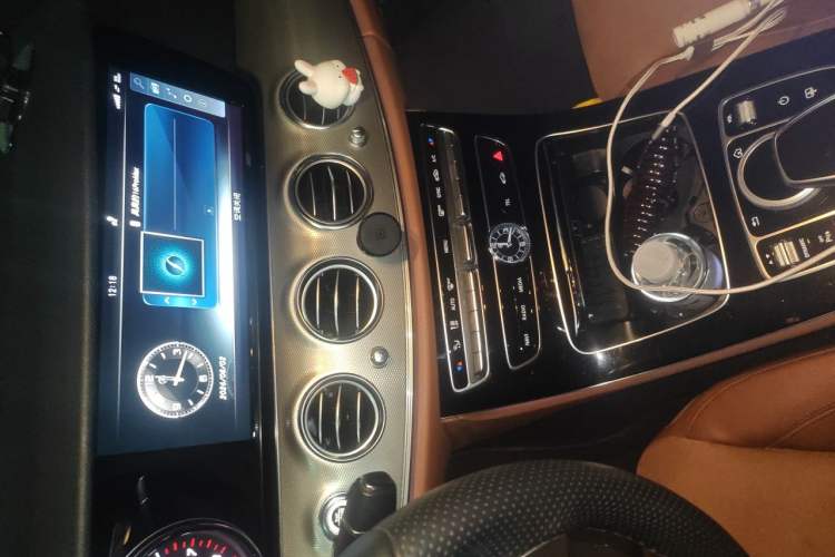Used Mercedes-Benz E-Class 2017 E 300 Sport Edition Audio And AC Panel