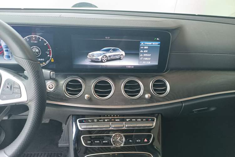 Used Mercedes-Benz E-Class 2017 E 200 L Sport 4MATIC Audio And AC Panel