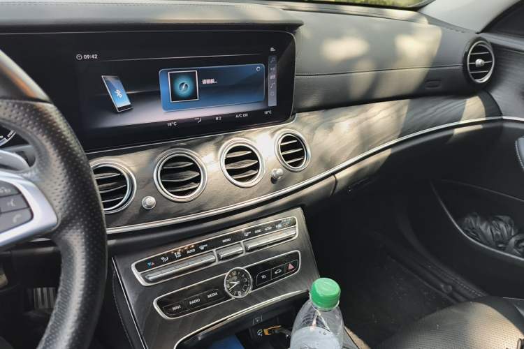 Used Mercedes-Benz E-Class 2017 E 300 L Sport Luxury Edition Audio And AC Panel