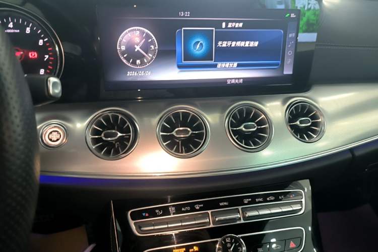 Used Mercedes-Benz E-Class 2017 E 200 4MATIC Coupe Audio And AC Panel