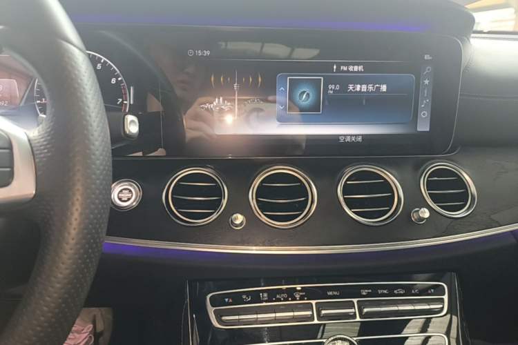 Used Mercedes-Benz E-Class 2017 E 300 L Sport Luxury Edition Audio And AC Panel