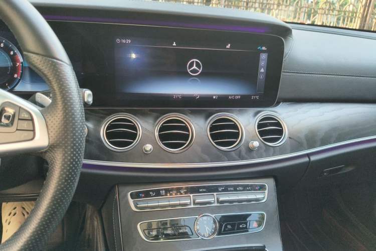 Used Mercedes-Benz E-Class 2017 E 300 L Sport Luxury Edition Audio And AC Panel