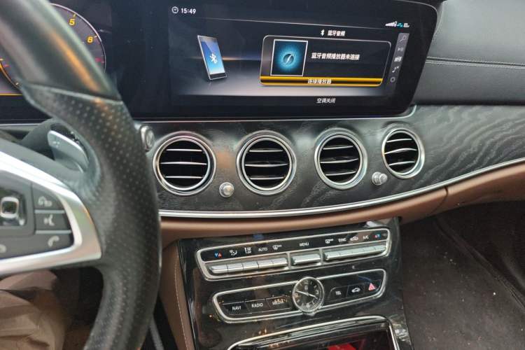 Used Mercedes-Benz E-Class 2017 E 300 L Sport Luxury Edition Audio And AC Panel