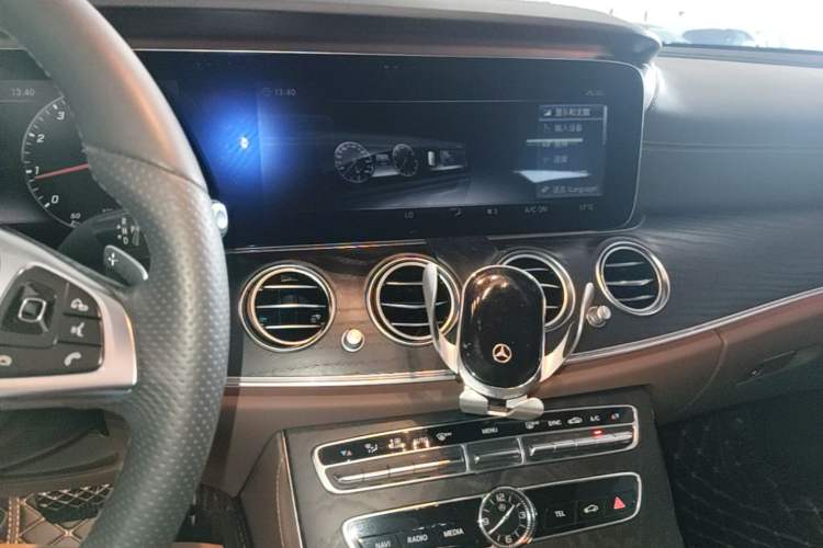 Used Mercedes-Benz E-Class 2017 E 300 L Sporty and Stylish Model Audio And AC Panel