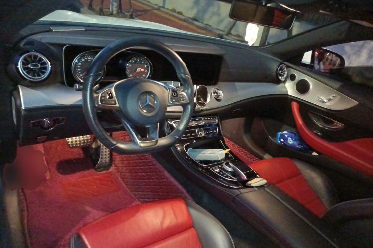 Used Mercedes-Benz E-Class 2017 E 200 4MATIC Coupe Center Console