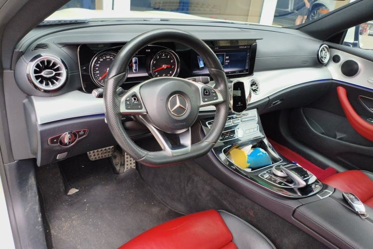 Used Mercedes-Benz E-Class 2017 E 200 4MATIC Coupe Center Console