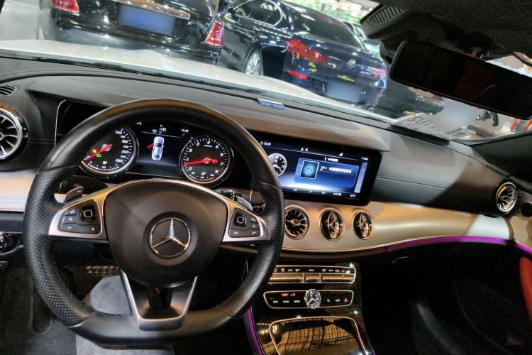 Used Mercedes-Benz E-Class 2017 E 200 4MATIC Coupe Center Console