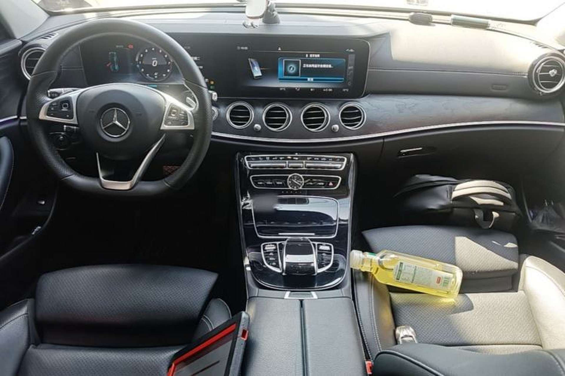 Used Mercedes-Benz E-Class 2017 E 200 L Sport 4MATIC Center Console