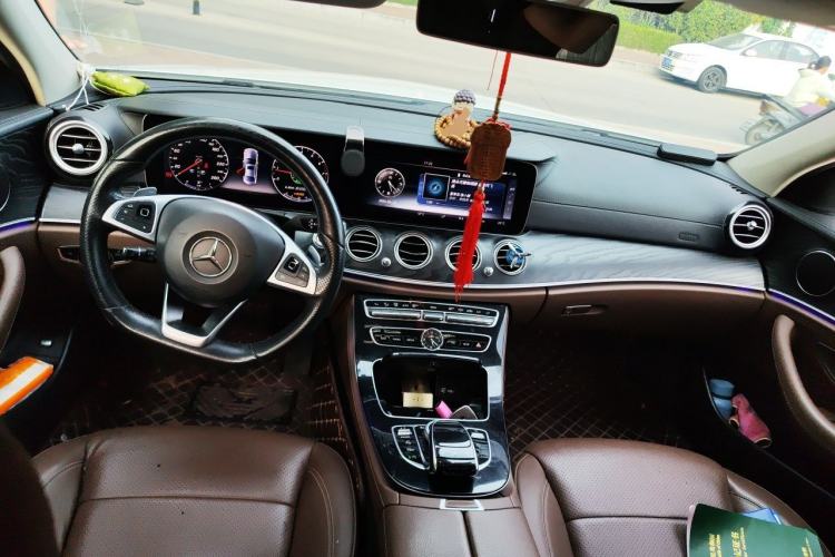 Used Mercedes-Benz E-Class 2017 E 300 L Sporty and Stylish Model Center Console