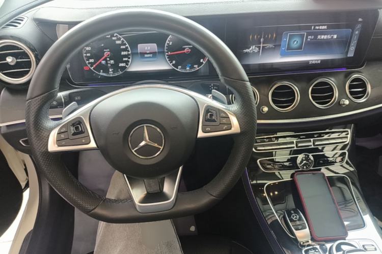 Used Mercedes-Benz E-Class 2017 E 300 L Sport Luxury Edition Center Console