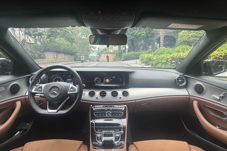 Used Mercedes-Benz E-Class 2017 E 200 Sport Center Console