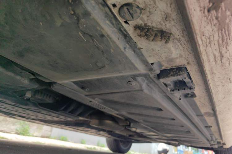 Used Mercedes-Benz E-Class 2017 E 200 L 4MATIC Chassis Front Left