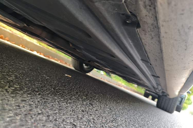 Used Mercedes-Benz E-Class 2017 E 300 L Sport Luxury Edition Chassis Front Left