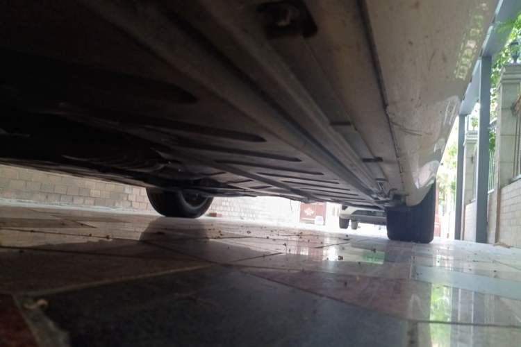 Used Mercedes-Benz E-Class 2017 E 300 L Luxury Model Chassis Front Left