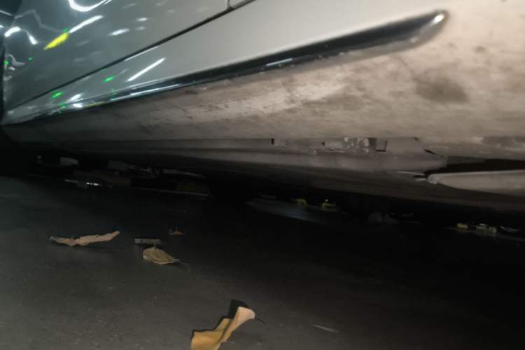 Used Mercedes-Benz E-Class 2017 E 300 L Sporty and Stylish Model Chassis Front Right