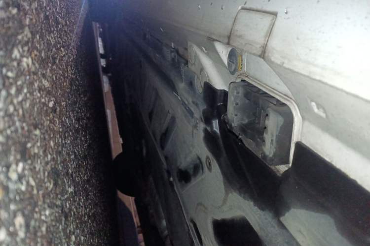 Used Mercedes-Benz E-Class 2017 E 200 4MATIC Coupe Chassis Rear Left