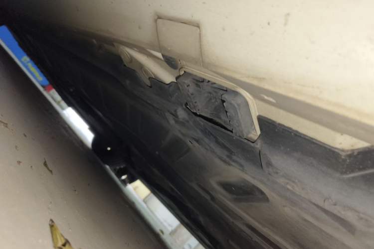 Used Mercedes-Benz E-Class 2017 E 300 Coupe Chassis Rear Left