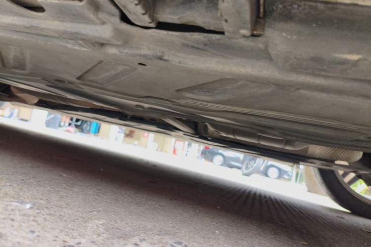 Used Mercedes-Benz E-Class 2017 E 200 4MATIC Coupe Chassis Rear Left