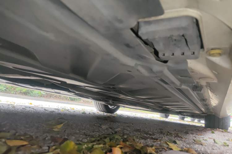 Used Mercedes-Benz E-Class 2017 E 200 4MATIC Coupe Chassis Rear Right