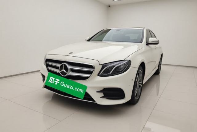 Ojetý Mercedes-Benz E-Class 2017 E 200 L Sport 4MATIC