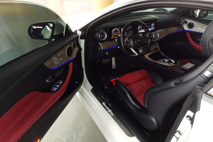 Used Mercedes-Benz E-Class 2017 E 200 Coupe Driver Seat