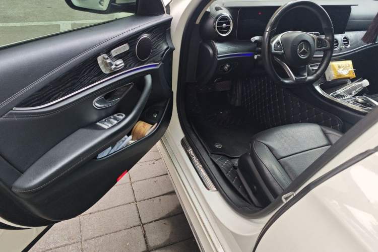 Used Mercedes-Benz E-Class 2017 E 300 L Sport Luxury Edition Driver Seat