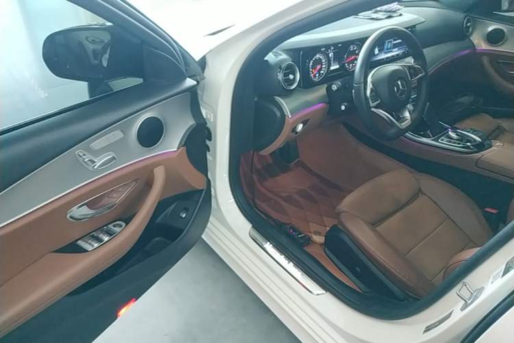Used Mercedes-Benz E-Class 2017 E 200 Sport Driver Seat