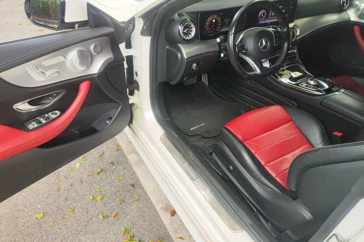 Used Mercedes-Benz E-Class 2017 E 200 4MATIC Coupe Driver Seat