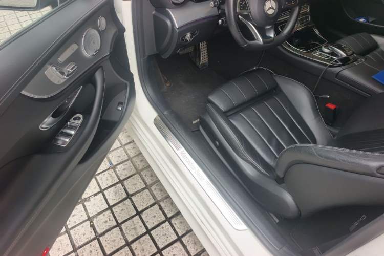 Used Mercedes-Benz E-Class 2017 E 200 Coupe Driver Seat
