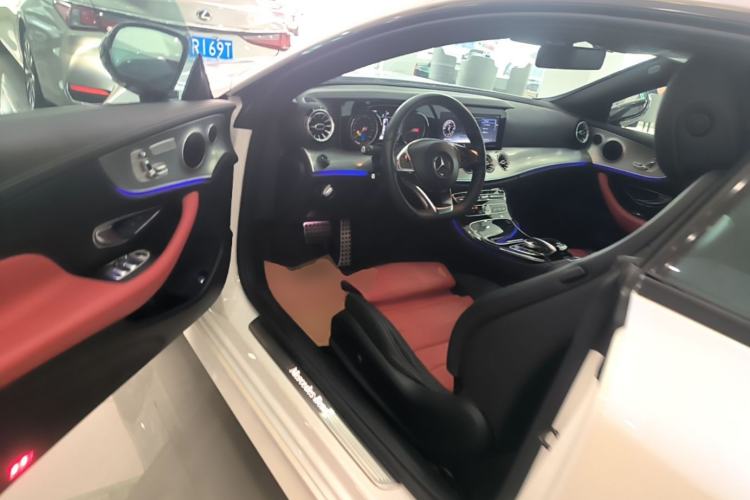 Used Mercedes-Benz E-Class 2017 E 200 4MATIC Coupe Driver Seat