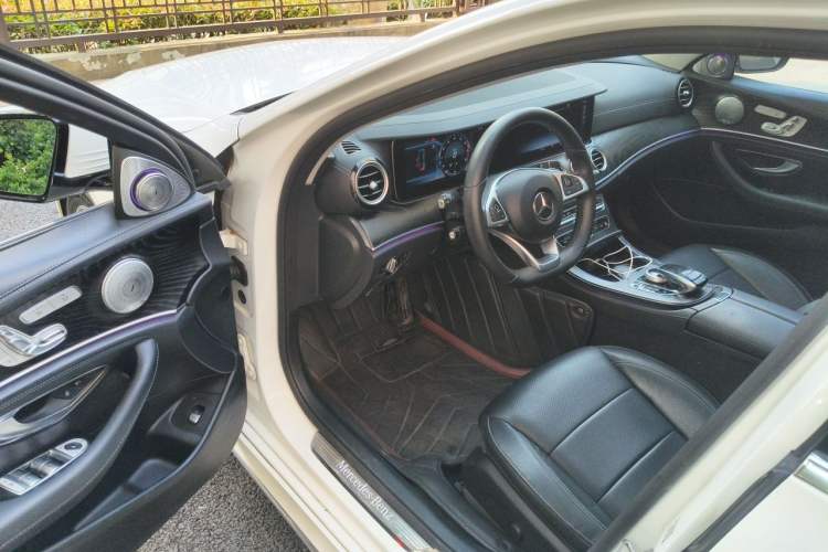 Used Mercedes-Benz E-Class 2017 E 300 L Sport Luxury Edition Driver Seat