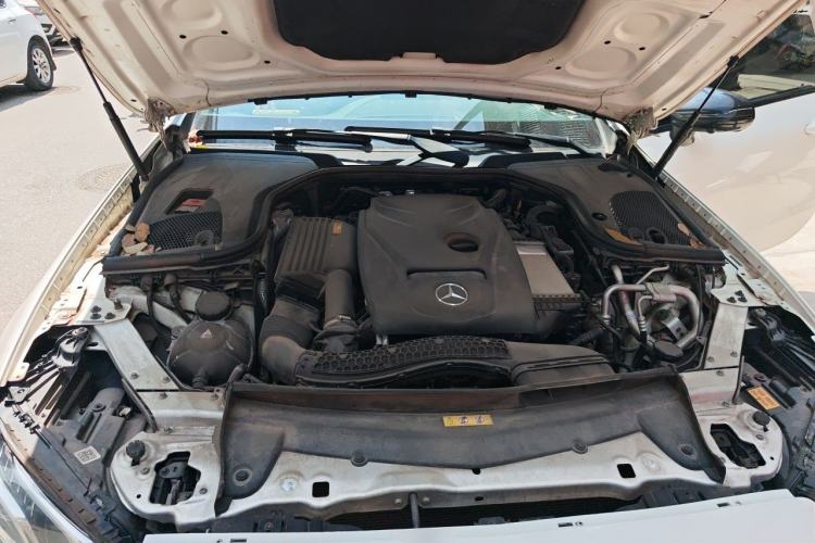 Used Mercedes-Benz E-Class 2017 E 200 Coupe Engine Bay