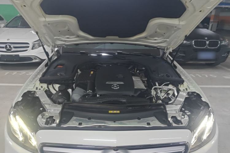 Used Mercedes-Benz E-Class 2017 E 300 L Sport Luxury Edition Engine Bay