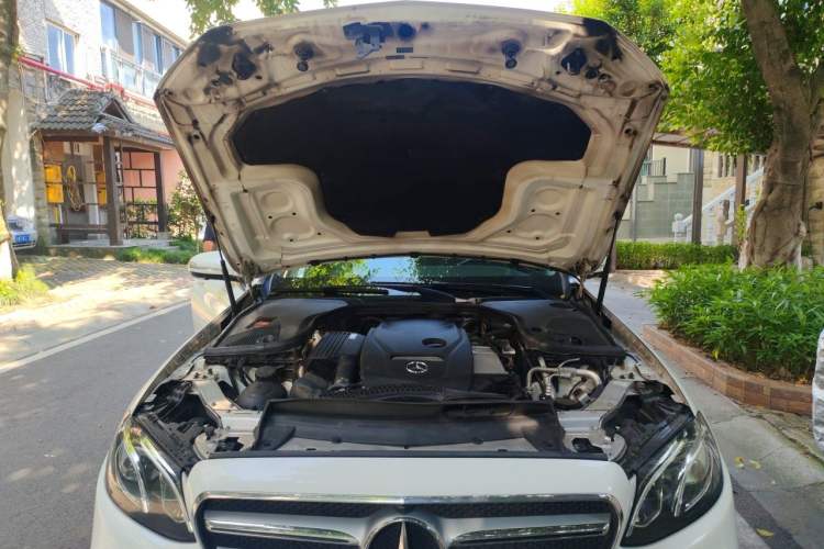 Used Mercedes-Benz E-Class 2017 E 300 L Sport Luxury Edition Engine Bay