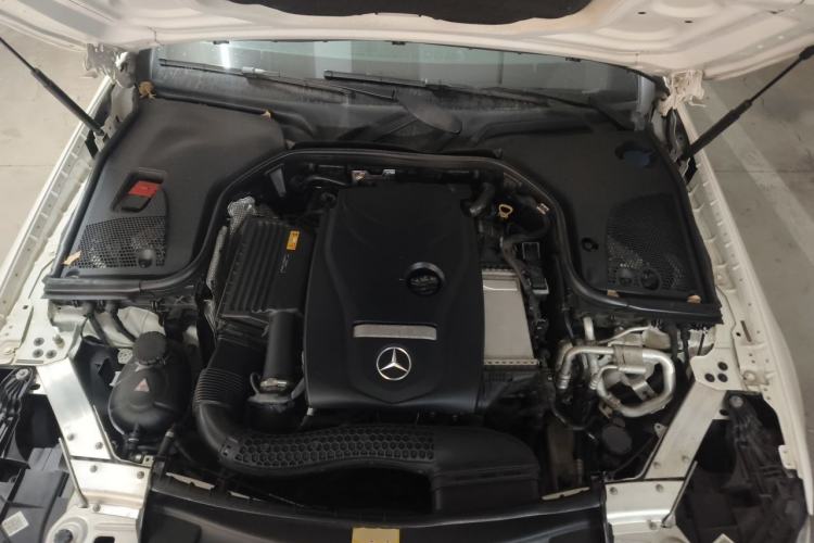 Used Mercedes-Benz E-Class 2017 E 300 Coupe Engine Bay