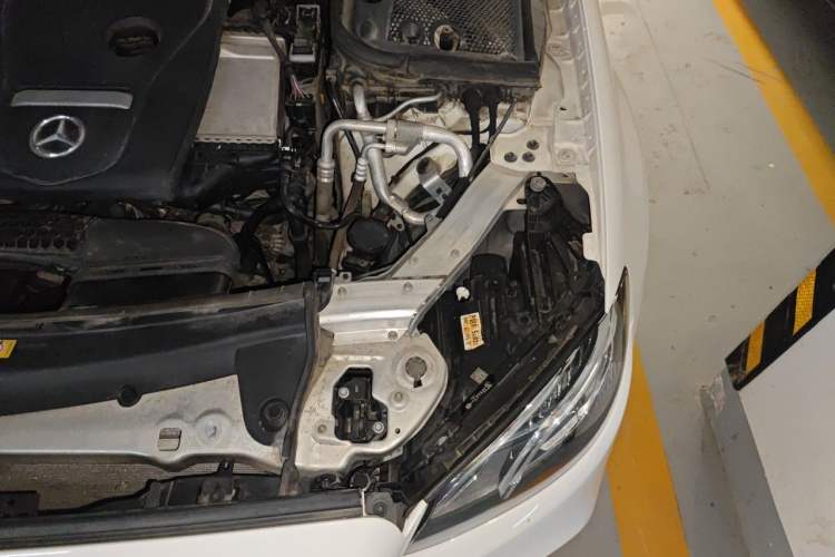 Used Mercedes-Benz E-Class 2017 E 300 L Sporty and Stylish Model Engine Bay Left