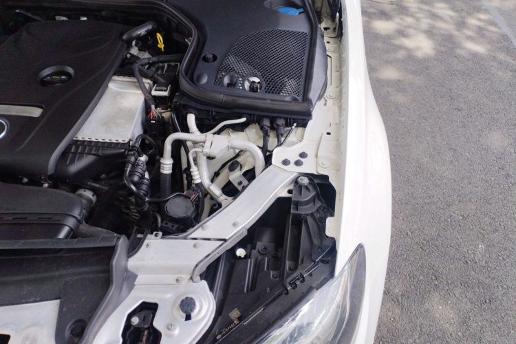 Used Mercedes-Benz E-Class 2017 E 200 Sport 4MATIC Engine Bay Left