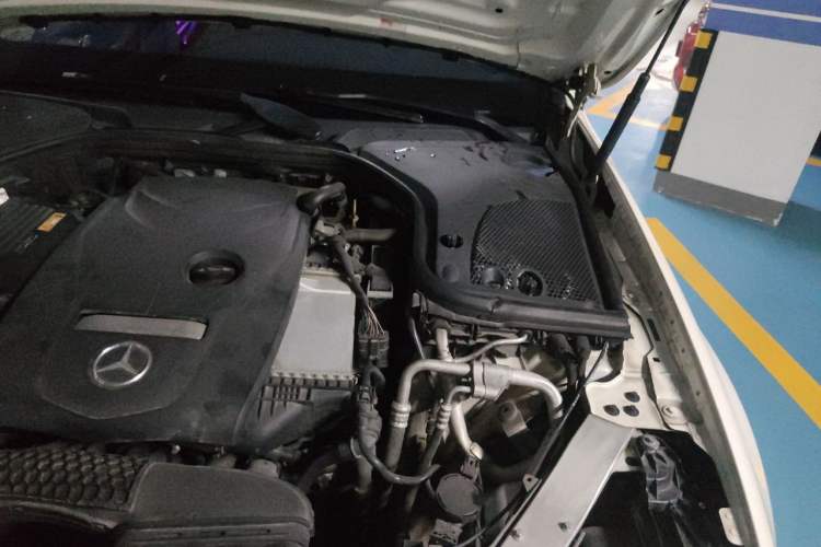 Used Mercedes-Benz E-Class 2017 E 300 L Sport Luxury Edition Engine Bay Left